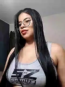 charlotte moineau online show from December 2024 08:11:01 PM