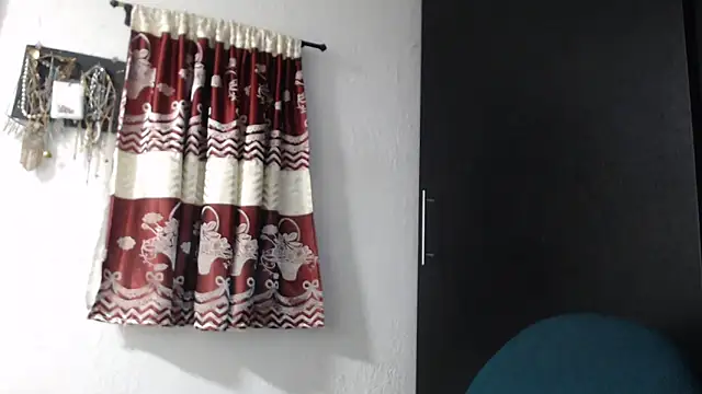 HellenMiyer1111 online show from November 2025 06:56:02 PM