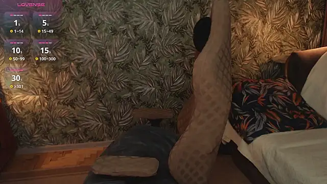 Snapshot of moi_sofi chatting on February 2026 07:32:02 PM moi sofi online show from February 2026 07:32:02 PM