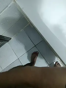 Snapshot of mc8k35MGadbuhPr chatting on October 2025 06:04:01 PM mc8k35MGadbuhPr online show from October 2025 06:04:01 PM