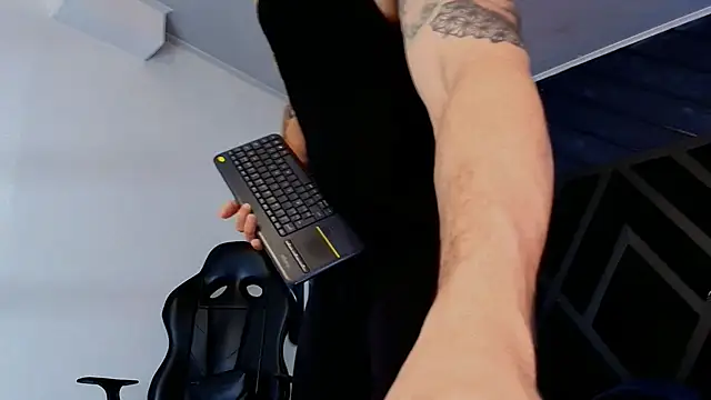 Petesevans online show from April 2026 04:17:02 PM