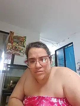 Snapshot of karlythoth@xh chatting on October 2025 07:01:02 PM karlythothxh online show from October 2025 07:01:02 PM