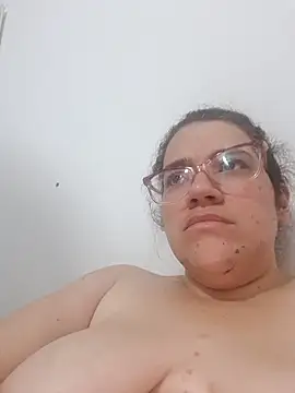 Snapshot of karlythoth@xh chatting on November 2025 06:10:01 PM karlythothxh online show from November 2025 06:10:01 PM