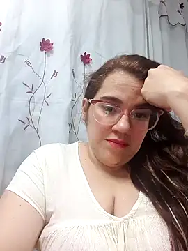 Snapshot of karlythoth@xh chatting on November 2025 09:30:02 PM karlythothxh online show from November 2025 09:30:02 PM