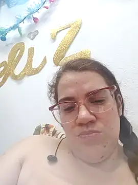 Snapshot of karlythoth@xh chatting on November 2025 03:39:02 AM karlythothxh online show from November 2025 03:39:02 AM