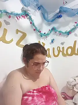 Snapshot of karlythoth@xh chatting on November 2025 06:04:02 AM karlythothxh online show from November 2025 06:04:02 AM