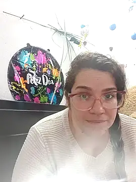 Snapshot of karlythoth@xh chatting on November 2025 06:10:02 PM karlythothxh online show from November 2025 06:10:02 PM