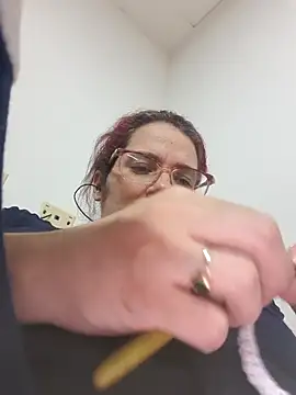 karlythothxh online show from March 2026 03:22:01 PM