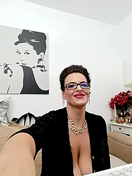 Snapshot of RebeccaNoble chatting on November 2025 05:18:01 PM RebeccaNoble online show from November 2025 05:18:01 PM