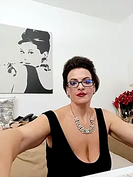 Snapshot of RebeccaNoble chatting on November 2025 08:07:02 PM RebeccaNoble online show from November 2025 08:07:02 PM