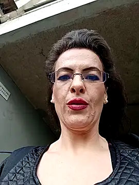 RebeccaNoble online show from April 2026 01:04:01 PM