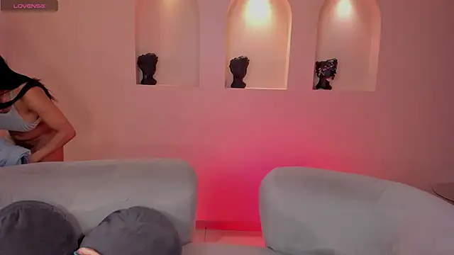 Snapshot of LindseyCox chatting on December 2024 07:56:01 PM LindseyCox online show from December 2024 07:56:01 PM