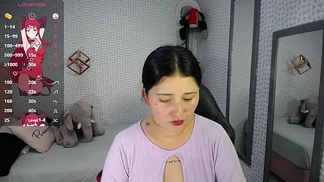 BIANCAROY1 online show from February 2025 06:42:01 PM