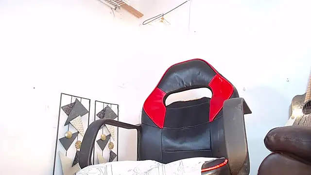 dann hill online show from December 2025 04:47:01 PM