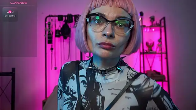 CyberXGoddess online show from November 2025 11:31:01 AM