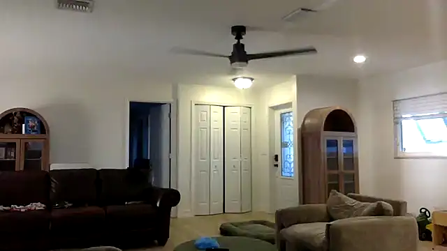 Snapshot of Bronco9602 chatting on September 2025 12:06:01 PM Bronco9602 online show from September 2025 12:06:01 PM