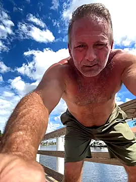 Snapshot of Bronco9602 chatting on September 2025 04:12:01 PM Bronco9602 online show from September 2025 04:12:01 PM