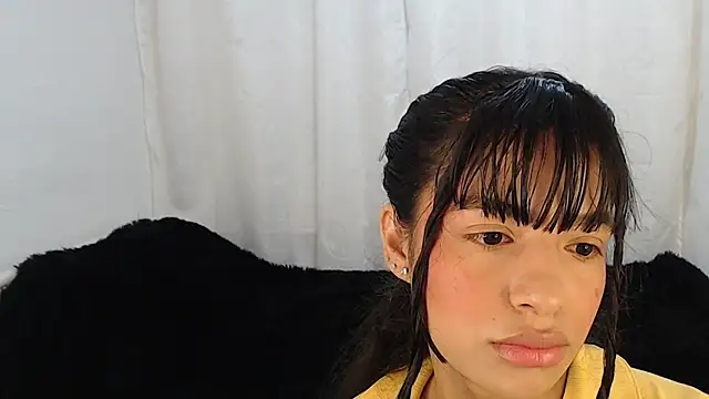 Snapshot of Liz_Galactic chatting on January 2025 07:04:01 PM Liz Galactic online show from January 2025 07:04:01 PM