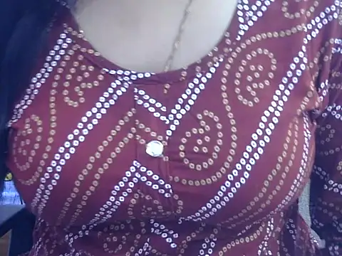 Snapshot of Your_wild_Dia chatting on March 2025 06:03:01 AM Your wild Dia online show from March 2025 06:03:01 AM