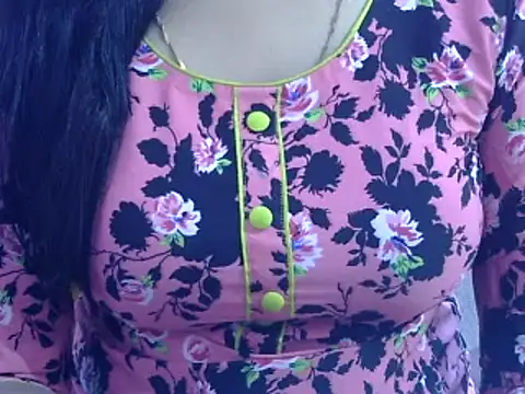 Snapshot of Your_wild_Dia chatting on March 2025 06:26:02 AM Your wild Dia online show from March 2025 06:26:02 AM