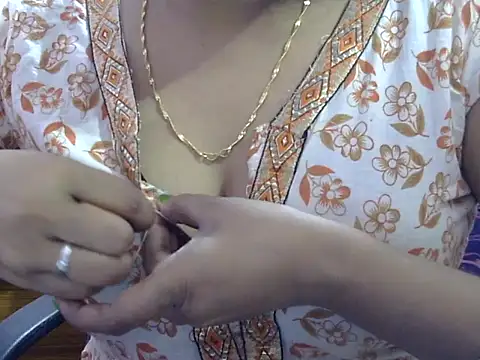 Snapshot of Your_wild_Dia chatting on October 2025 05:27:02 AM Your wild Dia online show from October 2025 05:27:02 AM