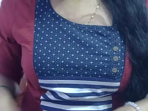 Snapshot of Your_wild_Dia chatting on December 2025 04:39:02 AM Your wild Dia online show from December 2025 04:39:02 AM