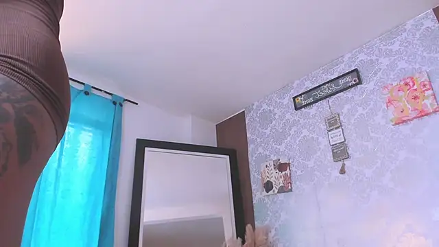 kelly thomson online show from September 2025 07:36:01 PM