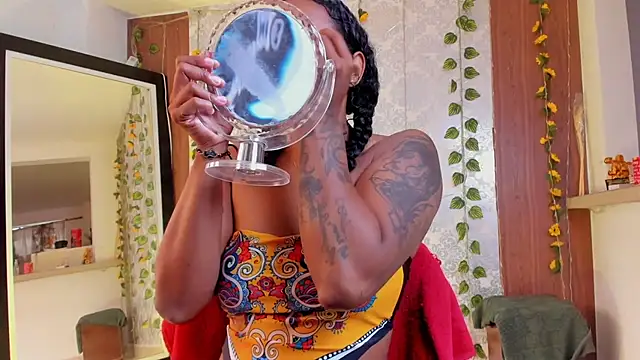 kelly thomson online show from February 2026 01:54:01 PM