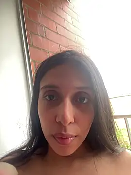 Snapshot of kiaraglam2 chatting on March 2025 08:54:01 PM kiaraglam2 online show from March 2025 08:54:01 PM