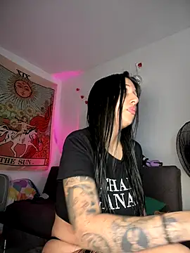 Snapshot of kiaraglam2 chatting on October 2025 01:22:01 PM kiaraglam2 online show from October 2025 01:22:01 PM