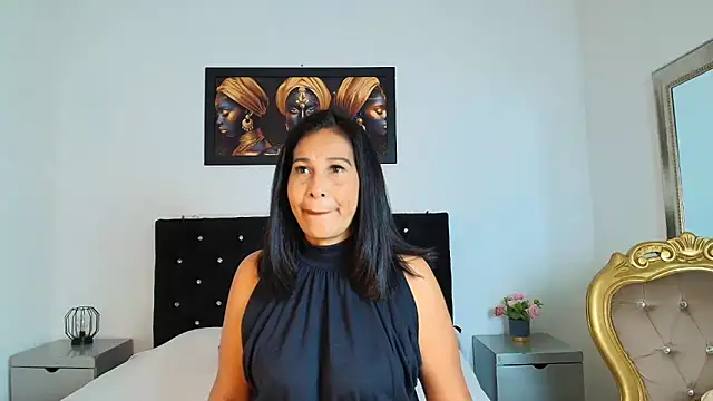 Shanon mature online show from May 2026 07:19:02 PM