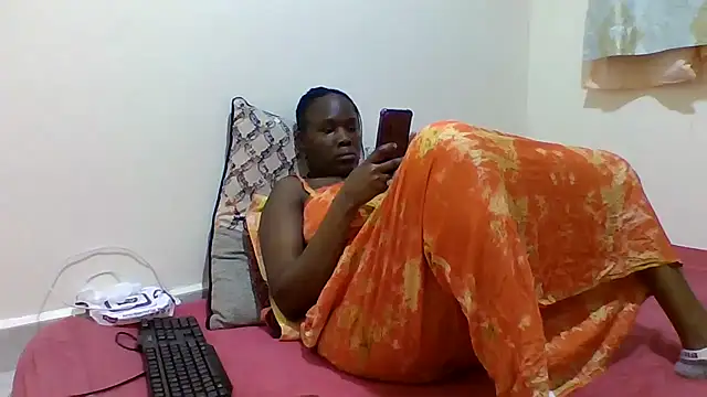 sweetelle09 online show from April 2026 05:17:01 PM