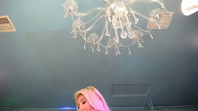 Snapshot of ADRIANNA_FOX chatting on March 2025 10:57:02 AM ADRIANNA FOX online show from March 2025 10:57:02 AM