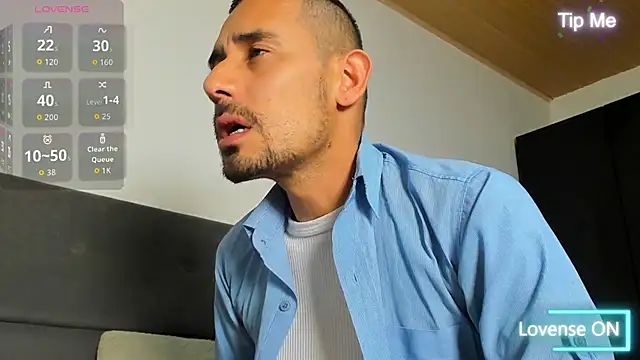 jhonyalzate2 online show from May 2026 12:30:01 AM
