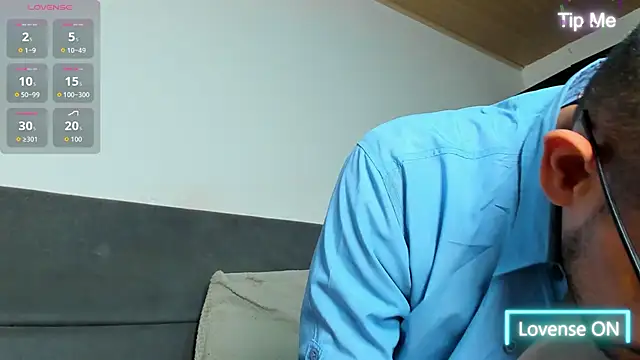 Snapshot of jhonyalzate2 chatting on June 2026 01:52:02 AM jhonyalzate2 online show from June 2026 01:52:02 AM