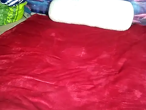 Snapshot of venpirinaxxx chatting on December 2025 09:12:02 PM venpirinaxxx online show from December 2025 09:12:02 PM