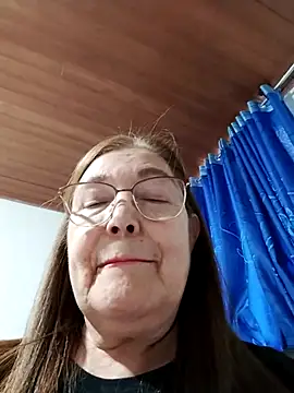 Vicky Rosse online show from October 2025 09:52:01 PM