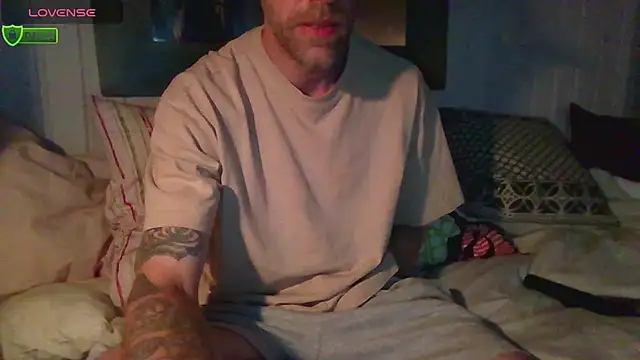 Snapshot of Stock-Holmes chatting on July 2026 12:20:02 AM Stock-Holmes online show from July 2026 12:20:02 AM