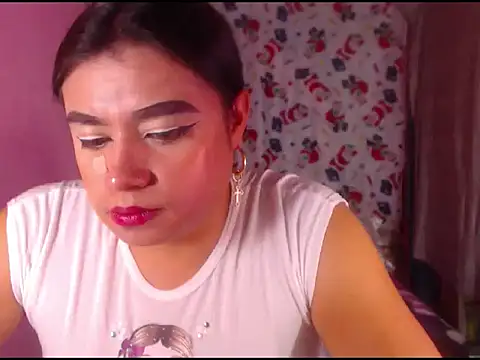 katrinawillff online show from December 2025 05:42:01 PM