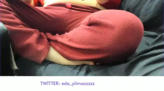 Snapshot of sexy_modelll chatting on March 2025 01:03:02 PM sexy modelll online show from March 2025 01:03:02 PM