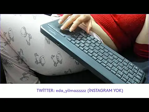 Snapshot of sexy_modelll chatting on March 2025 09:21:01 PM sexy modelll online show from March 2025 09:21:01 PM