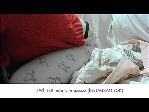 Snapshot of sexy_modelll chatting on October 2025 05:24:02 PM sexy modelll online show from October 2025 05:24:02 PM