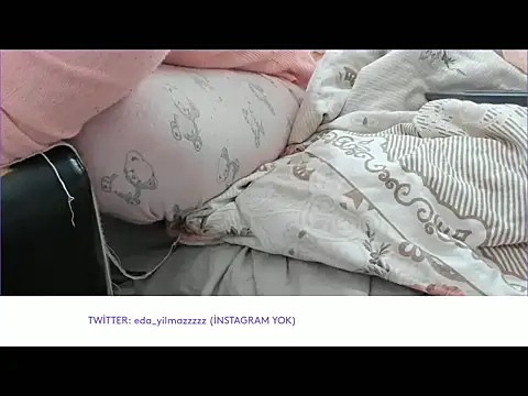 Snapshot of sexy_modelll chatting on November 2025 09:53:01 AM sexy modelll online show from November 2025 09:53:01 AM