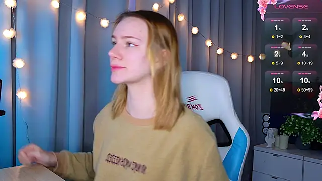 Ramona    online show from February 2025 06:02:02 AM