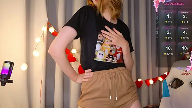 Ramona    online show from February 2025 09:46:01 AM