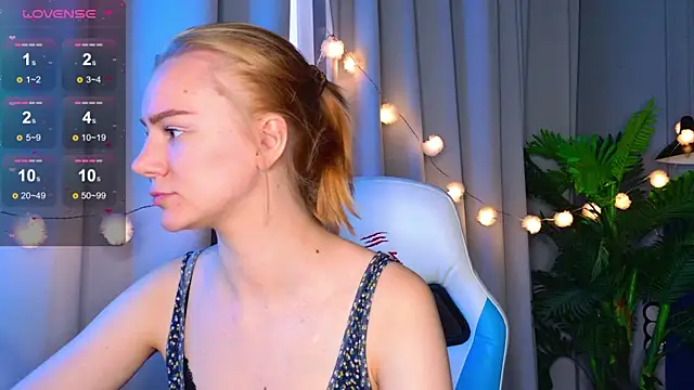 Ramona    online show from October 2025 05:52:01 AM