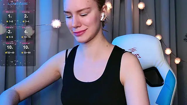 Ramona    online show from February 2026 06:40:02 AM