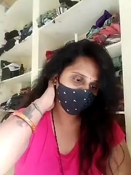 Indiantina online show from November 2025 10:37:02 AM