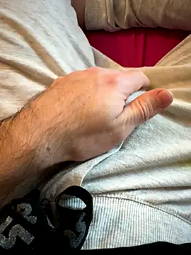 Snapshot of j1991j chatting on October 2025 07:47:02 PM j1991j online show from October 2025 07:47:02 PM