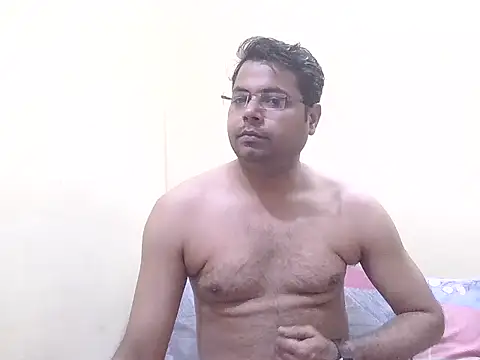 aakash ModelBrown online show from February 2026 01:48:02 PM